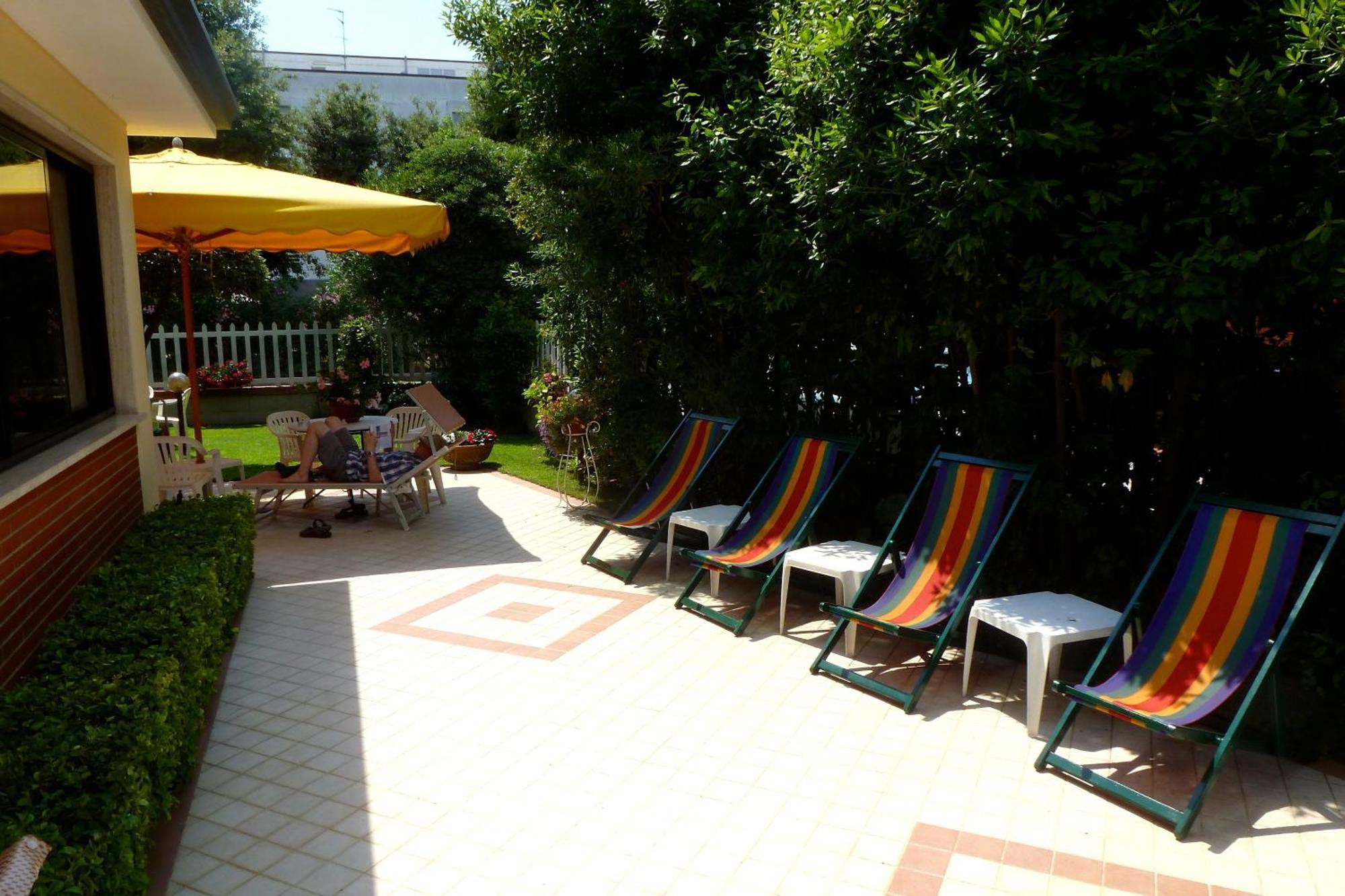 Hotel Versilia Lido di Camaiore Exterior foto